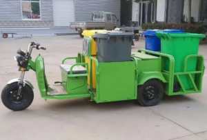 垃圾清运三轮车